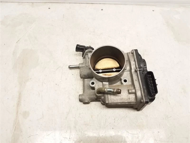 2010-11 Subaru Impreza (2.5L / Non Turbo) Throttle Body *Build Date From 08/2009 - Image 1 of 4