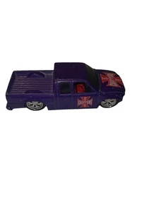 1/64 MUSCLE MACHINES JESSE JAMES WEST COAST CHOPPERS CHEVY PICKUP PURPLE VTG - Bild 1 von 4