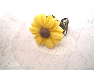 LARGE YELLOW SUNFLOWER RING Bronze Vintage Style ADJUSTABLE FESTIVAL GIFT BOHO - Picture 1 of 1