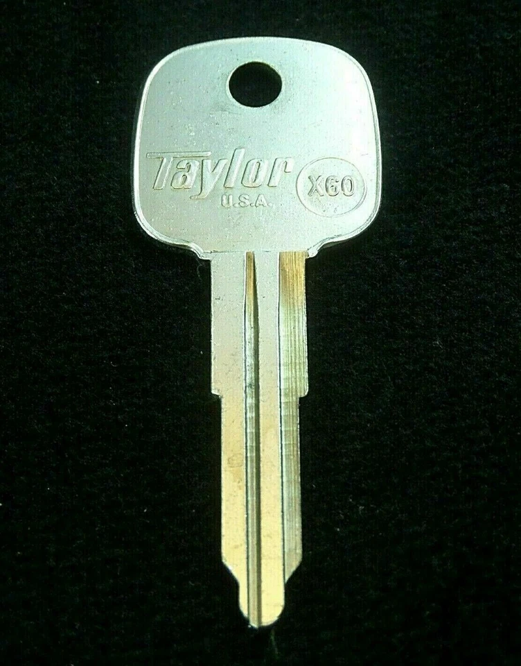 MZ14 MAZDA мастер ключ пустой подходит COSMO RX-5 121 1976-1981 все замки серии CD - Изображение 1 из 3