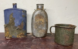 WW1! BATTLEGROUND POSITION FIND ITEMS WATER BOTTLES DRINKING CUP BRITAIN - Picture 1 of 6