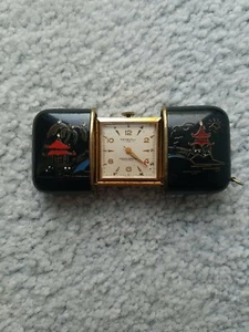 MARSHALL SCHWARZ EMAILLIERT PAGODE SZENE GELDBÖRSE TASCHENUHR SCHIEBEETUI FUNKTIONIERT - Bild 1 von 6