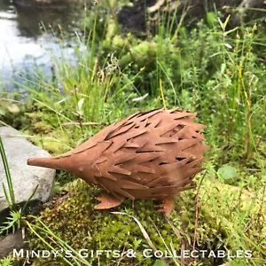 Handcrafted Rusty Metal Echidna Australian Garden Art Pond Statue Ornament - Picture 1 of 12
