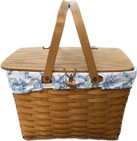 2000 Longaberger Large Double Handle Picnic Basket 17 x 14 x 11" w/ Pie Insert Cover