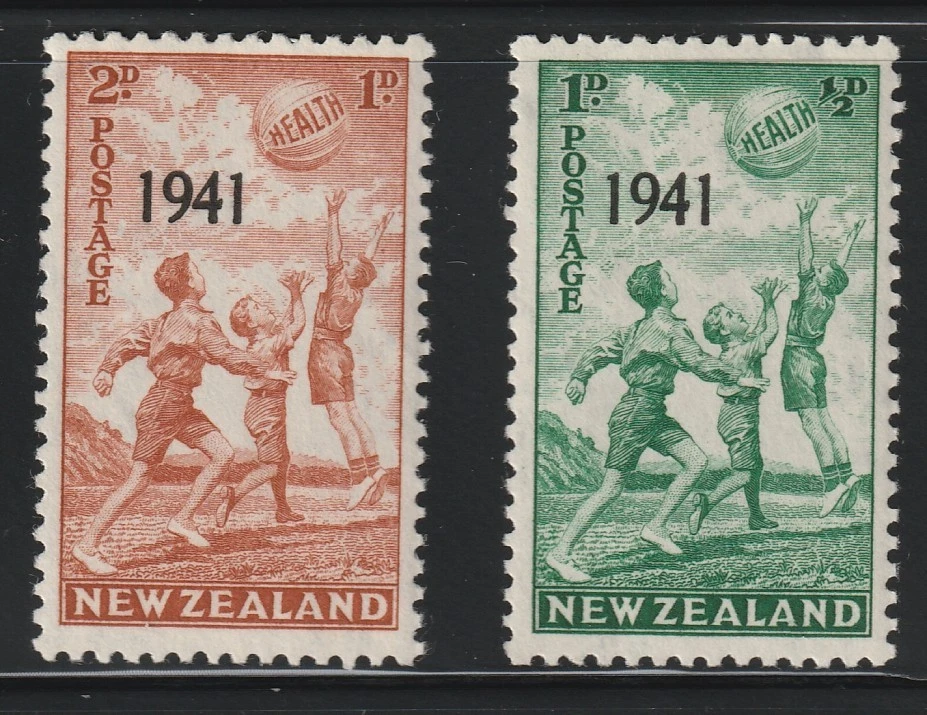 New Zealand    1941    Sc # B 18-19   Children   Semi Postal   VLH   OG - Image 1 of 1