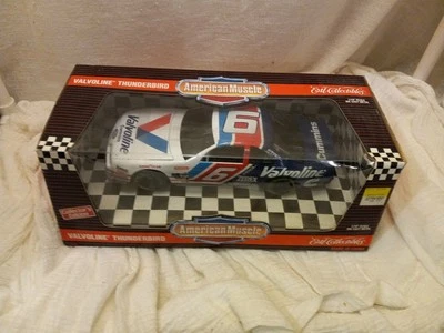 Mark Martin 1995 1/18th #6 Valvoline Thunderbird Ertl #7222 Diecast - Image 1 of 4