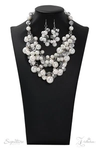 The Lauren - Signature Series - Zi Collection ~ Paparazzi Accessories - Picture 1 of 4