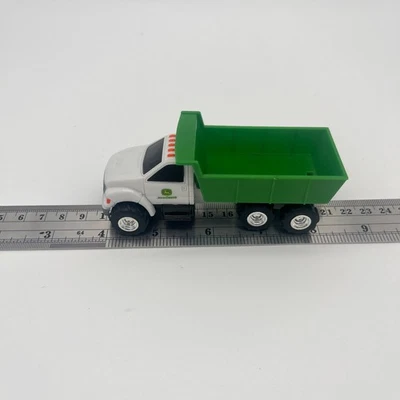 ERTL John Deere Green Farm Dump Truck 2004 1/64 - Image 1 of 4