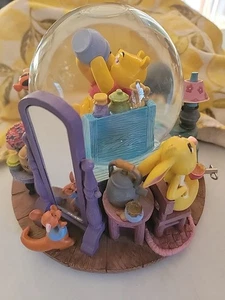 Disney Winnie The Pooh Honey Pot Tigger Piglet Eeyore Musical Snow Globe Pristin - Picture 1 of 10