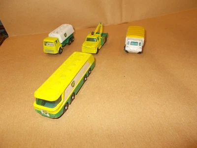 matchbox  varii modelli di auto    usato come da foto - Immagine 1 di 2