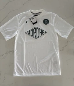 Nike Air Jordan Essentials Short Sleeve T-Shirt White FV7263-100 Mens Size XS - Picture 1 of 4