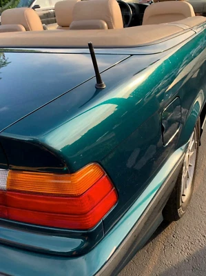 Mástil de varilla de alimentación de antena de aluminio negro corto de 4" AM/FM para BMW Serie 3 1995-2006 Foto 1 de 4