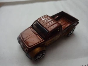 1/64 HOT WHEELS - CLÁSICO DODGE M80 RUEDAS 10 RADIOS COCHE DIECAST MARRÓN 2003 - Imagen 1 de 1