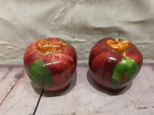 MCM Franciscan Earthenware Apple Salt & Pepper Shaker Set Dinnerware Made In USA - Picture 1 of 7