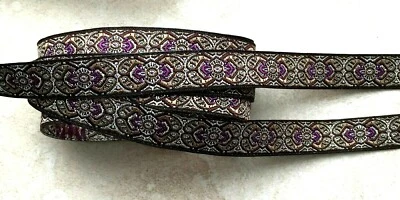 Fita jacquard, 1/2 polegada marrom – creme – violeta – prata vendida por jarda - Imagem 1 de 3