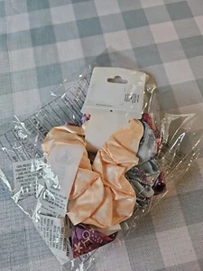 Disney Hair Accessories Set of 3 Princess Hair Bow/Scrunchies - Picture 1 of 3