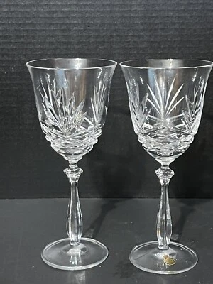 2 copas de vino de cristal Noritake Hampton Hall Foto 1 de 4