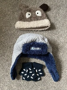 2 Boys Winter Hats & Fingerless Gloves 6-9 Months - Picture 1 of 7