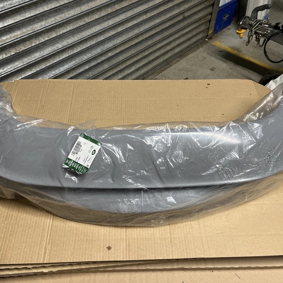 Land Rover Genuine Eyebrow Front Wheelarch Fits Defender '87-'06 '07-On MTC6875P - Image 1 of 4