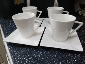 MAXWELL & WILLIAMS MONACO CUPS AND SAUCERS X 4 - Picture 1 of 3