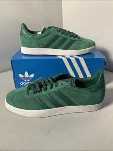 Adidas Gazelle scarpe da ginnastica uomo Tech Forest Collegiate verde UK 8,5 nuove con scatola - Foto 1 di 7