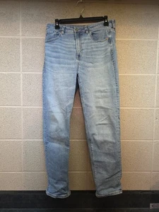 American Eagle Size 6 Mom Jean High Rise Stretch Light Wash Stretch - Picture 1 of 16