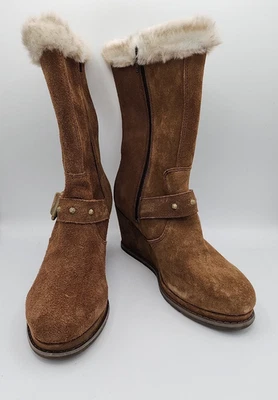 Caterpillar WomensSway Boots clr: Peat Quality Leather Side-Zip Sz. 7(?) - Image 1 of 4