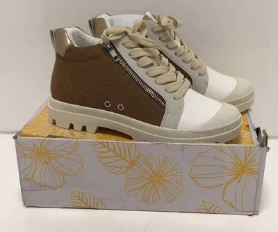 Yellow Box Sneaker Boots Women's Parrott Brown And White US Size 7.5M - Image 1 of 4
