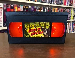 House of Dracula VHS Lamp + Remote - Picture 1 of 2