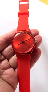 SWATCH WATCH ' INTENSE RED ' GR 160 / 2012 - Picture 1 of 10