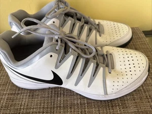 Nike Vapor Court Weiß Tennisschuhe Turnschuhe Herren Größe 12 - Bild 1 von 14