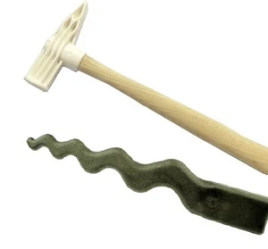 Linic WHITE Nylon Wedge Hammer & Curved Sinusoidal Forming Stake Set. J1422 - Picture 1 of 2