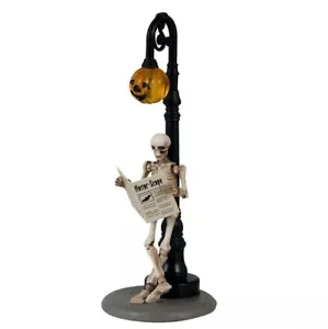 Lemax CHECKING HIS HORRORSCOPE #12003 Halloween Spooky Town Village Figurine NEW - Picture 1 of 1