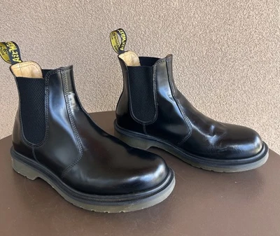 Doc Martens 2976 Chelsea Leather Boot Black Size Women’sUS 9 (EU 41) $180 Retail - Image 1 of 4