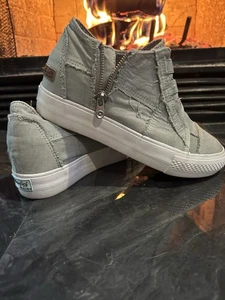 Blowfish Malibu Women Mamba Sneaker Sweet Gray Color Washed Canvas US 9.5 - Picture 1 of 6