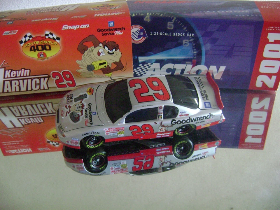 2001 Monte Carlo Action #29 Kevin Harvick GM Goodwrench & Looney Tunes 1 24