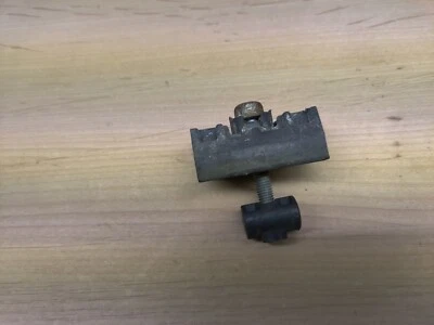 Soporte de perno de batería Saab 9-3 2003-2011 abrazadera retención 12793818 OEM Foto 1 de 2