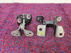 CHRYSLER 300 S 12-24 OEM 2X FRONT RIGHT PASSENGER DOOR MOUNT HINGE HINGES 53K - Picture 1 of 2