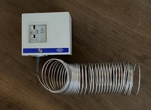 KMC LOW LIMIT CONTROLLER, CTE-3006, NUOVO, SCATOLA APERTA - Foto 1 di 5