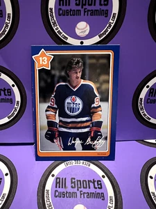 Wayne Gretzky 1982-83 Neilson Hockey Card #13 Near Mint to Mint Nice Clean Card - Picture 1 of 5