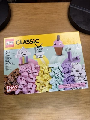 Lego 11028 Classic Creative Pastel Fun Building Complete Set 333 Pieces Age 5+ - Image 1 of 4