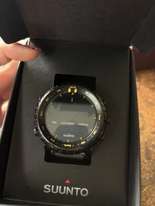 Suunto Core High-Performance Outdoor Sports Watch Black/Yellow - Picture 1 of 6