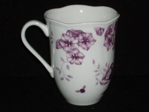 LENOX BUTTERFLY MEADOW TOILE PURPLE MUG 4.25" 12 OUNCE DISCONTINUED - Picture 1 of 4