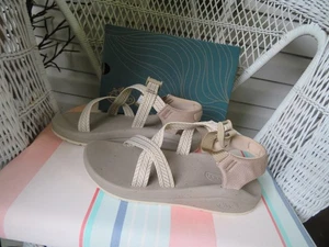 Sandali donna francesi vaniglia scura chaco Cushz nuovi con etichette, 10 - Foto 1 di 3