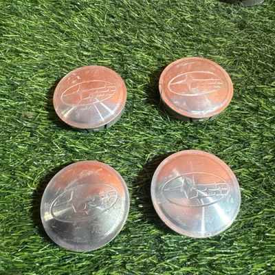 Juego de 4 tapas centrales Subaru Outback Legacy Impreza Forester 2005-2012 cepilladas Foto 1 de 4