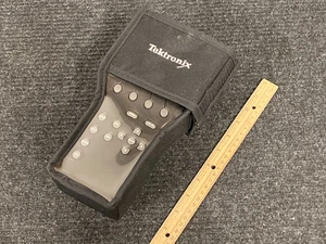 Tektronix WFM 90 tragbares Vektroskop (nur Einheit) - Bild 1 von 4