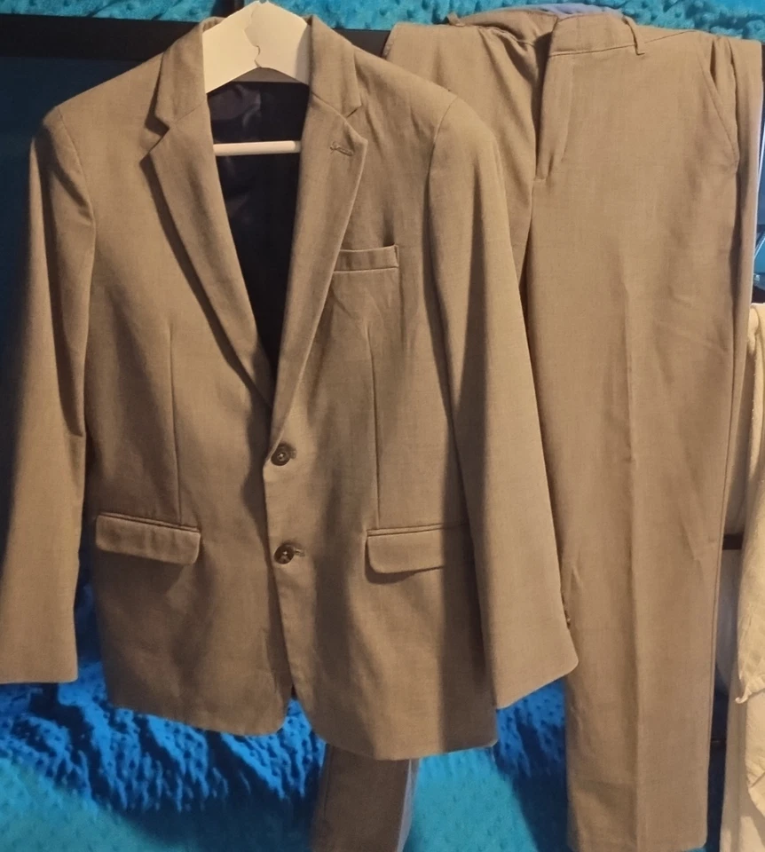 Terno e calça cinza IZOD YXL (tamanho: 20) - Imagem 1 de 4