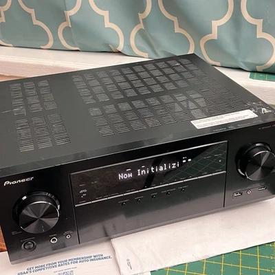 Receptor A/V de red de 7,2 canales Pioneer VSX-1131 HDMI Bluetooth Dolby ATMOS Foto 1 de 4