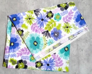 Floral Print Cotton Fabric - 2 3/4  Yards - 44 Inches Wide  - Picture 1 of 2