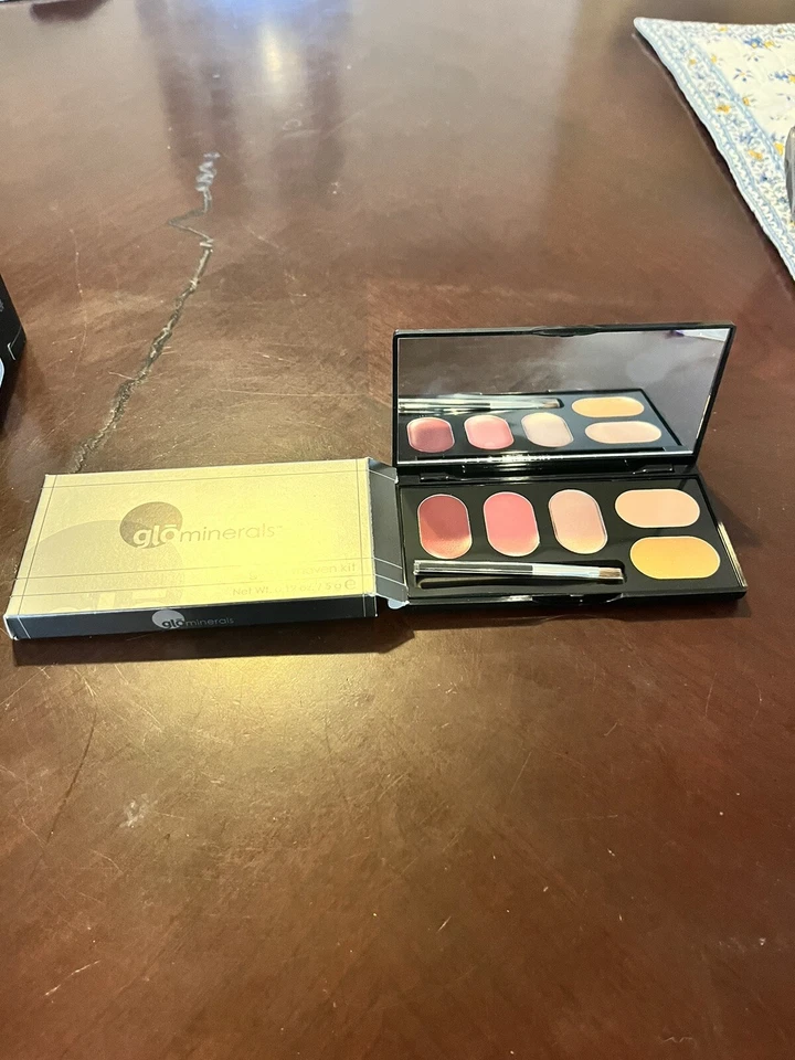 Glo Minerals Multicolor gloLip Maven Kit 0.19 OZ .5g Brillo Imprimación Tonos Foto 1 de 4